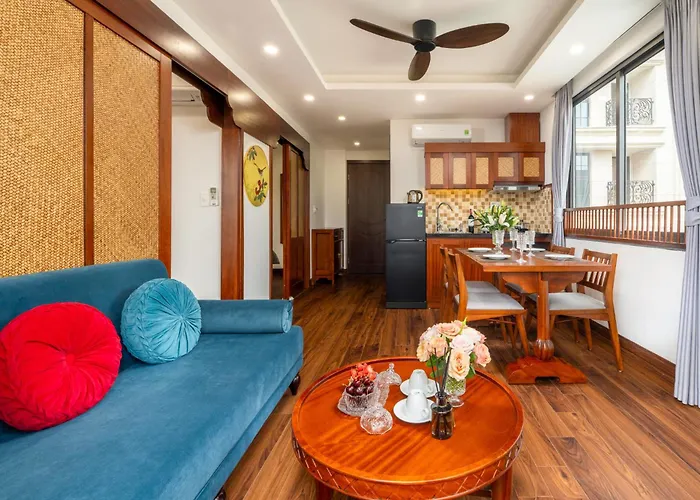 Evelyn Indochine Chic In Central Hanoi